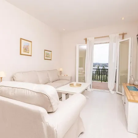 Alvia Hotel de apartamente *